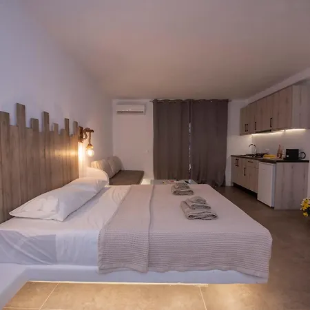 Myrsini's Luxury Merchia Holiday home *